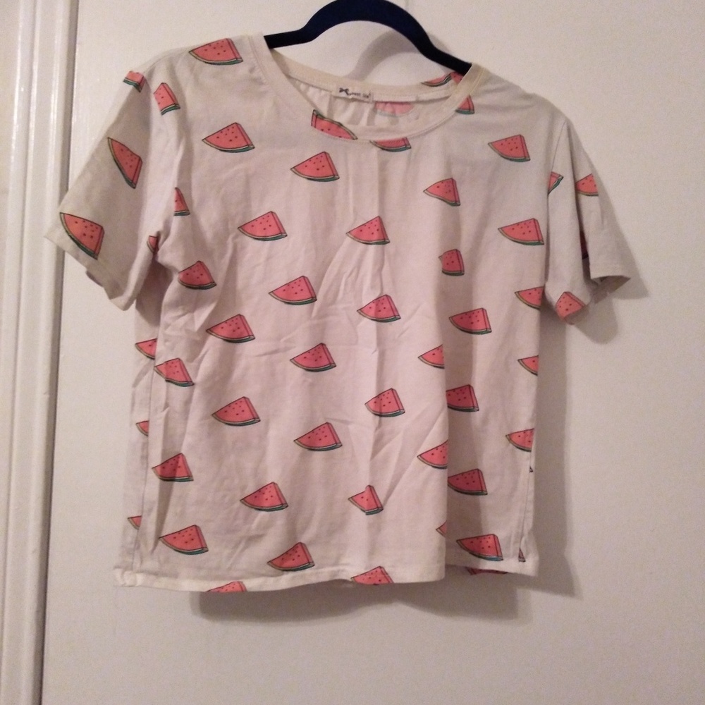 Crop watermelon top